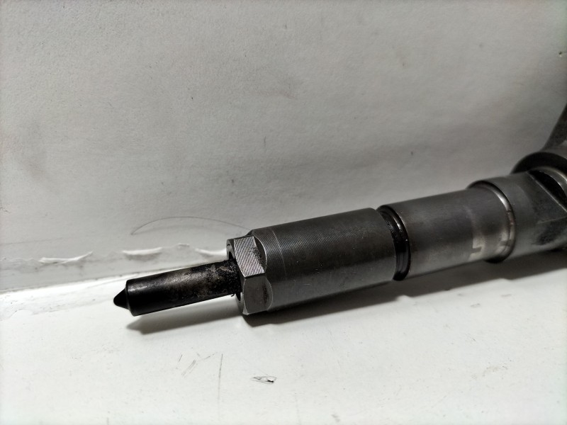 Recambio de inyector para peugeot 206 berlina 2.0 hdi cat referencia OEM IAM 9640088780  