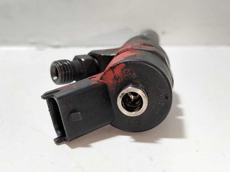 Recambio de inyector para peugeot 206 berlina 2.0 hdi cat referencia OEM IAM 9640088780  