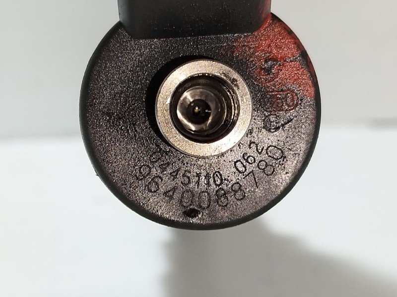 Recambio de inyector para peugeot 206 berlina 2.0 hdi cat referencia OEM IAM 9640088780  