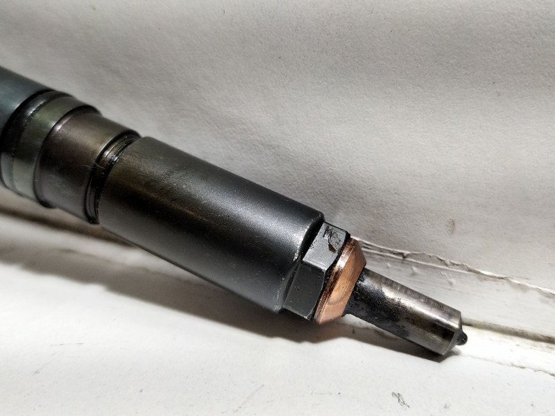 Recambio de inyector para mitsubishi montero (v60/v70) 3.2 di-d cat referencia OEM IAM 590Z484411  