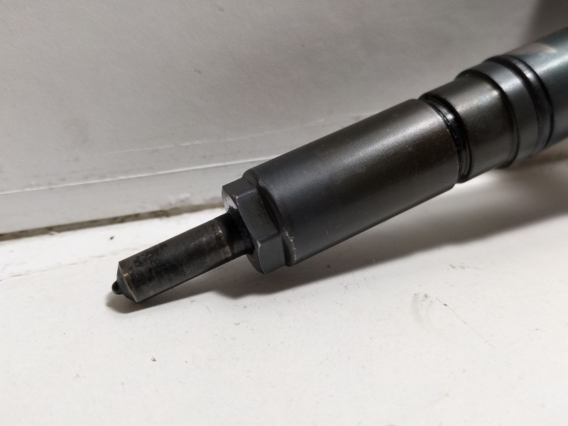 Recambio de inyector para mitsubishi montero (v60/v70) 3.2 di-d cat referencia OEM IAM 590Z484411  