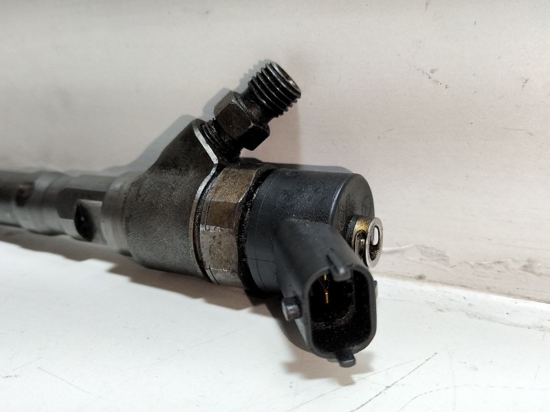 Recambio de inyector para hyundai getz (tb) 1.5 crdi referencia OEM IAM 3380027900  