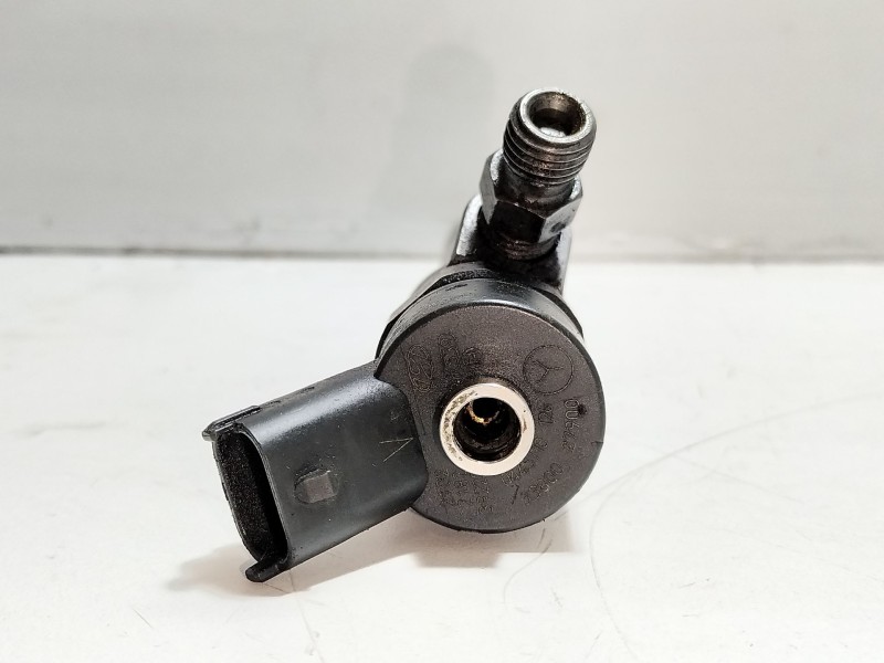 Recambio de inyector para hyundai getz (tb) 1.5 crdi referencia OEM IAM 3380027900  