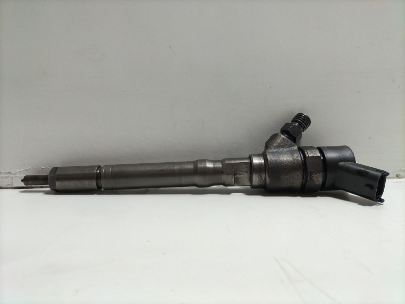 Recambio de inyector para hyundai getz (tb) 1.5 crdi referencia OEM IAM 338002900  