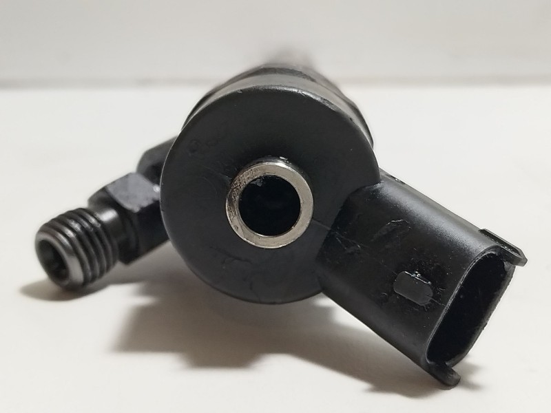 Recambio de inyector para hyundai getz (tb) 1.5 crdi referencia OEM IAM 338002900  