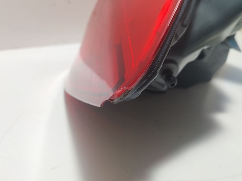 Recambio de piloto trasero derecho para bmw 3 (f30, f80) 318 d referencia OEM IAM 63217369118  