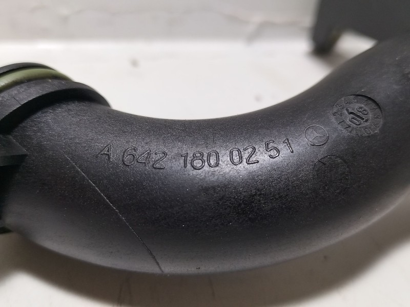 Recambio de tubo para mercedes-benz clase m (w164) ml 300 cdi 4-matic (164.121) referencia OEM IAM A6421800251  
