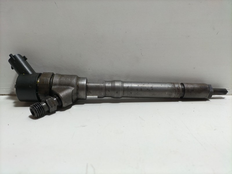 Recambio de inyector para hyundai getz (tb) 1.5 crdi referencia OEM IAM 3380027900  