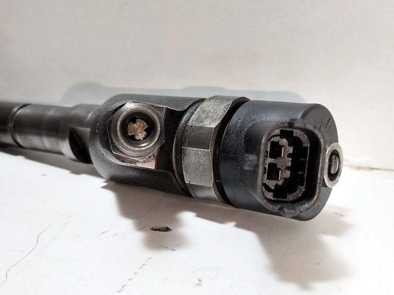 Recambio de inyector para citroën c5 i (dc_) 2.0 hdi (dcrhyb) referencia OEM IAM 0445110076  