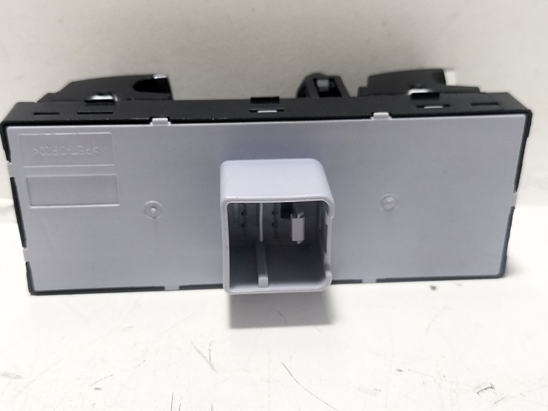 Recambio de mando elevalunas delantero izquierdo para volkswagen golf vi (5k1) 1.2 tsi referencia OEM IAM 5K4959857  