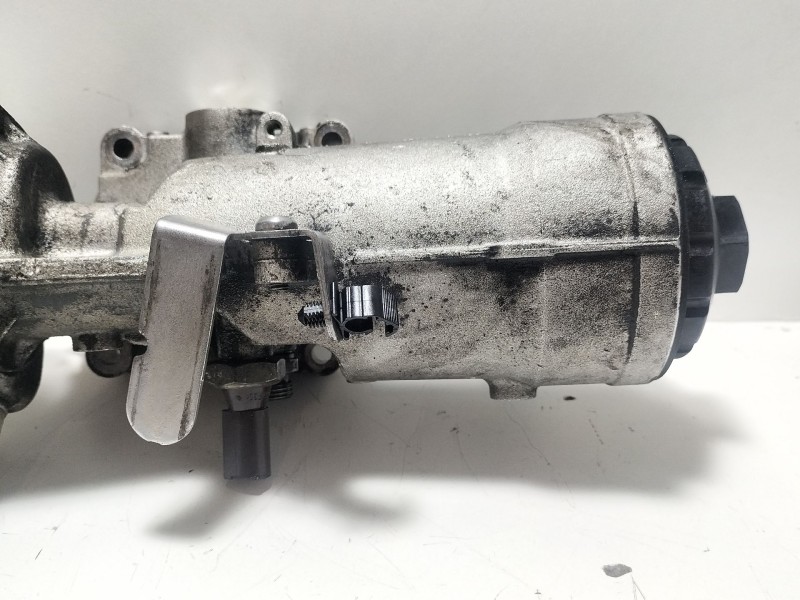 Recambio de enfriador aceite motor para volkswagen golf v berlina (1k1) 2.0 tdi referencia OEM IAM 045115389E  