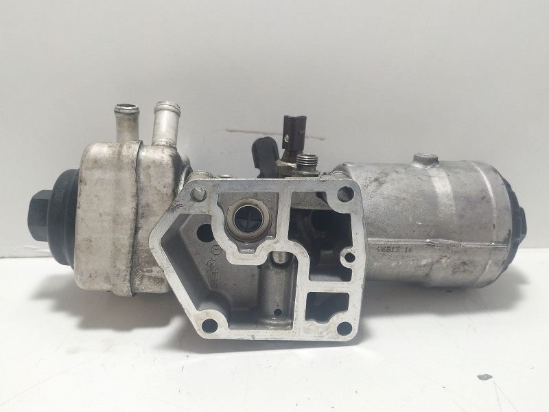 Recambio de enfriador aceite motor para volkswagen golf v berlina (1k1) 2.0 tdi referencia OEM IAM 045115389E  