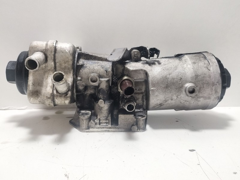Recambio de enfriador aceite motor para volkswagen golf v berlina (1k1) 2.0 tdi referencia OEM IAM 045115389E  