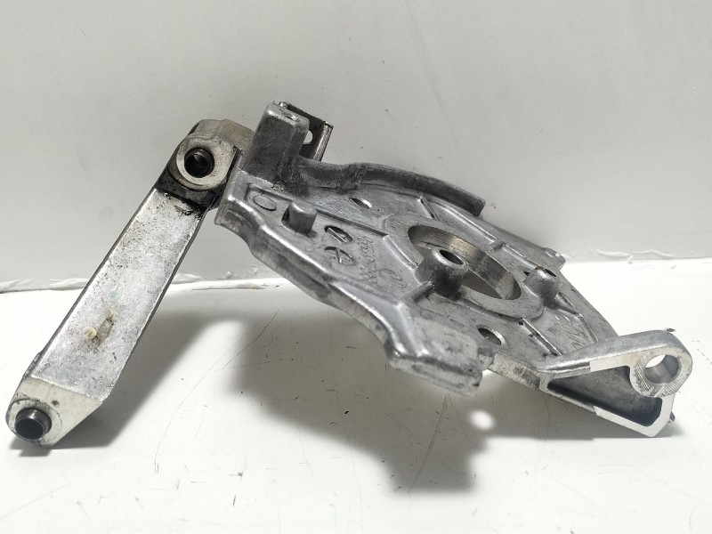 Recambio de soporte bomba inyeccion para peugeot 407 (6d_) 1.6 hdi 110 (6d9hzc, 6d9hyc) referencia OEM IAM 9654959880  