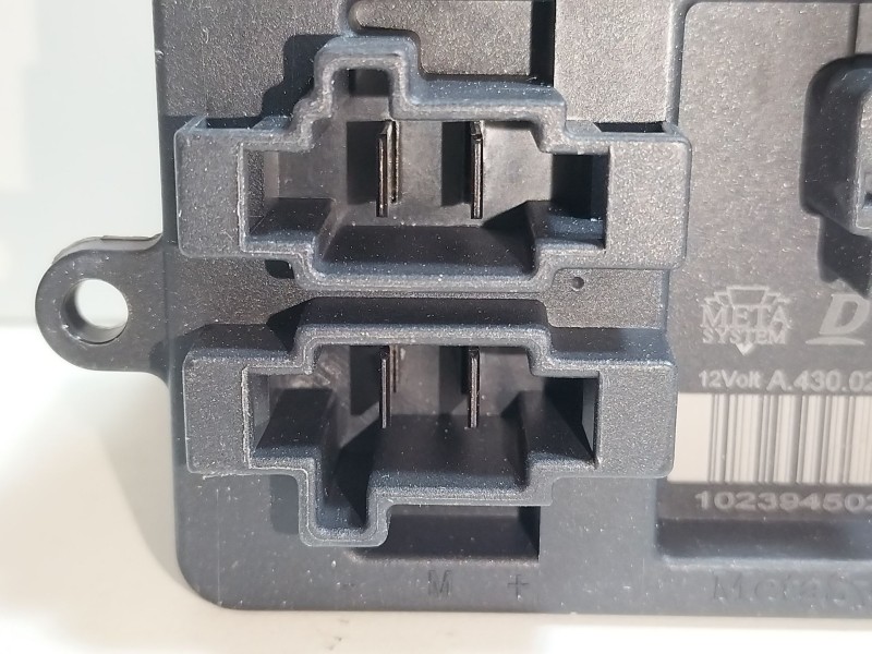 Recambio de resistencia calefaccion para iveco daily caja abierta / volquete 2.3 diesel cat referencia OEM IAM MR0176008720  