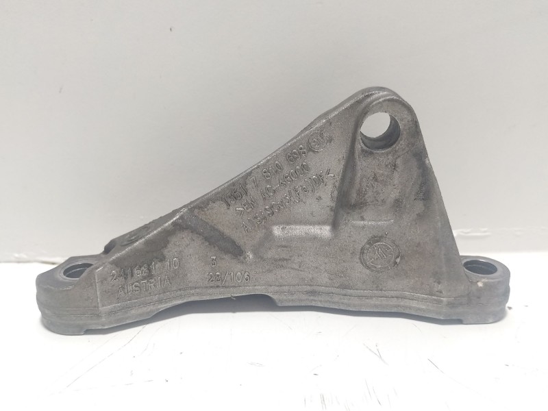 Recambio de soporte motor para bmw serie 3 berlina (e90) 318d referencia OEM IAM 1351781069801  