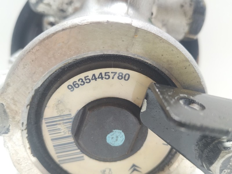 Recambio de bomba direccion para citroën xsara (n1) 2.0 hdi 90 referencia OEM IAM 9635445780  