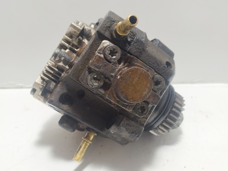 Recambio de bomba inyeccion para nissan qashqai i (j10, nj10) 2.0 dci referencia OEM IAM 0445010223  