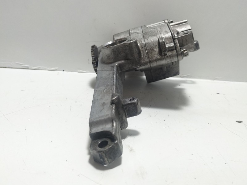 Recambio de bomba aceite para mercedes-benz clase m (w164) ml 350 cdi (164.122) referencia OEM IAM A6421810647  