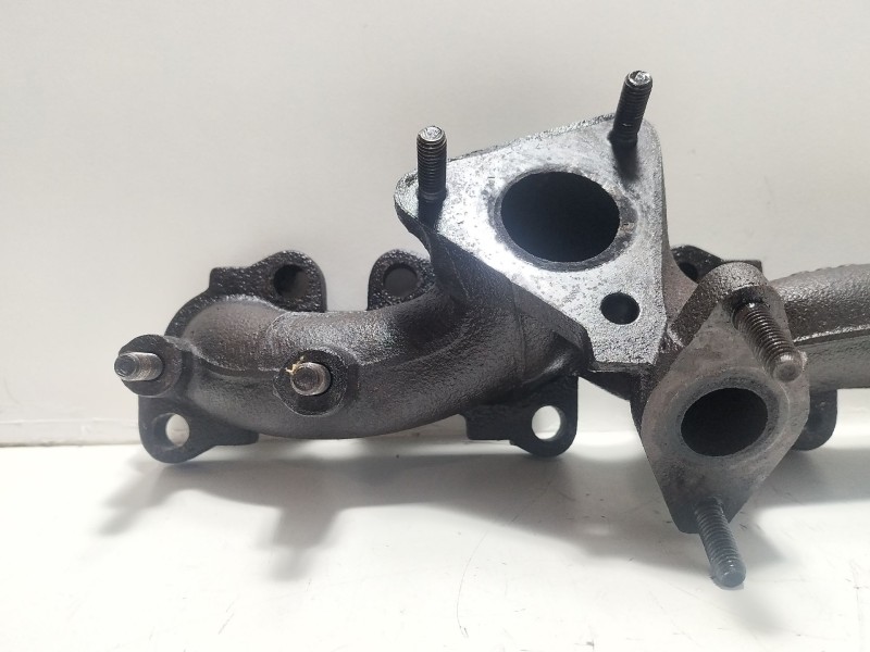 Recambio de colector escape para audi a4 avant (8e) 2.0 tdi referencia OEM IAM 03G253033E  