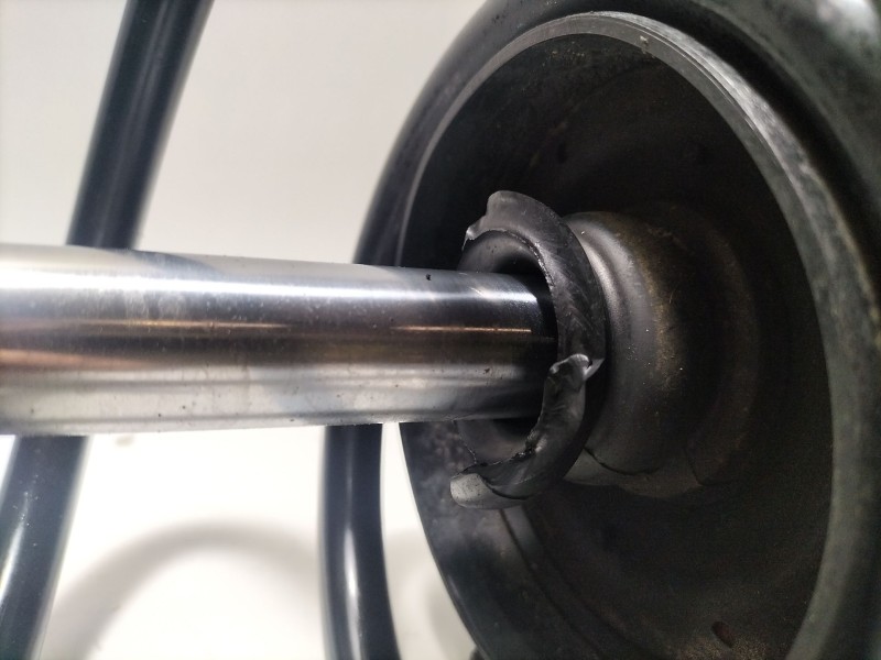 Recambio de amortiguador delantero izquierdo para renault grand scénic iii (jz0/1_) 1.6 dci (jz00, jz12) referencia OEM IAM 1.6D