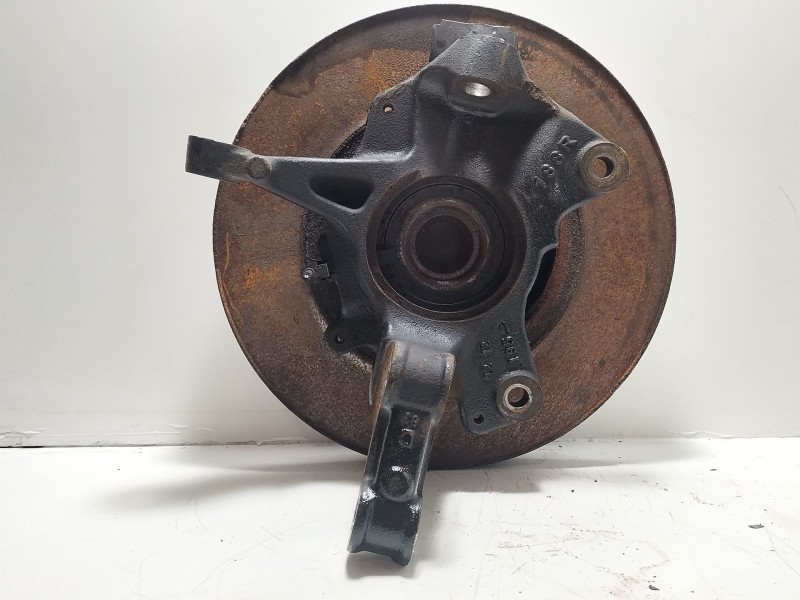 Recambio de mangueta delantera derecha para renault grand scénic iii (jz0/1_) 1.6 dci (jz00, jz12) referencia OEM IAM R9M 402R9M