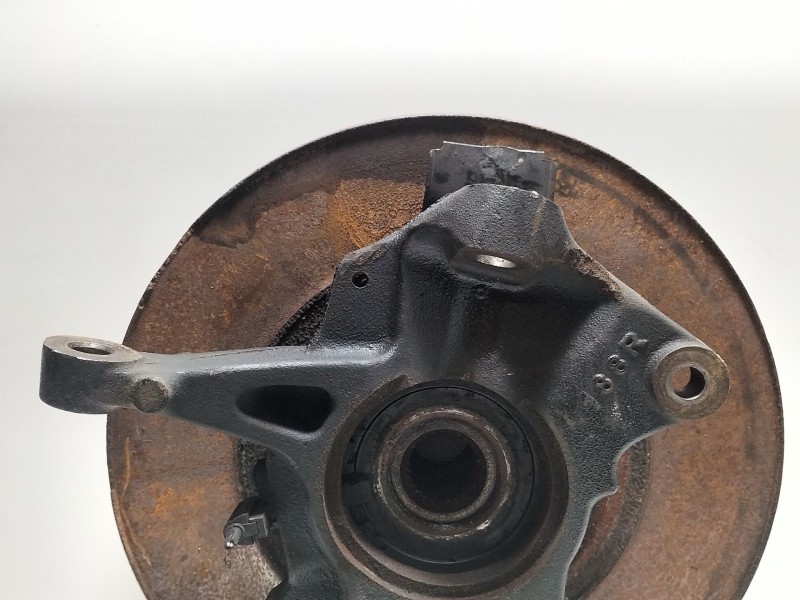 Recambio de mangueta delantera derecha para renault grand scénic iii (jz0/1_) 1.6 dci (jz00, jz12) referencia OEM IAM R9M 402R9M