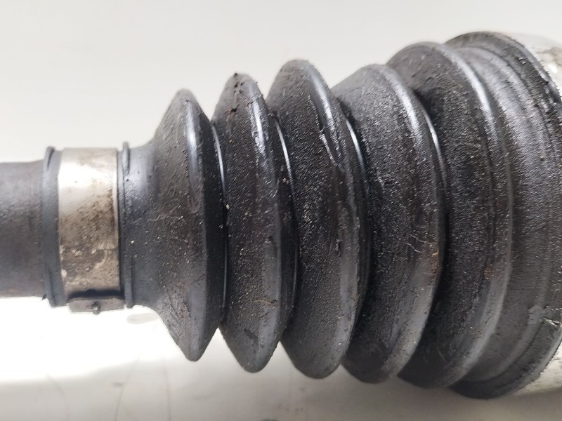 Recambio de transmision delantera izquierda para renault grand scénic iii (jz0/1_) 1.6 dci (jz00, jz12) referencia OEM IAM 82007