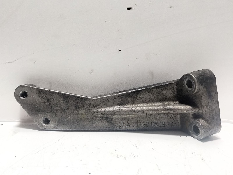 Recambio de soporte motor para mercedes-benz sprinter 02.00  caja abierta 2.2 cdi cat referencia OEM IAM A6110980829  