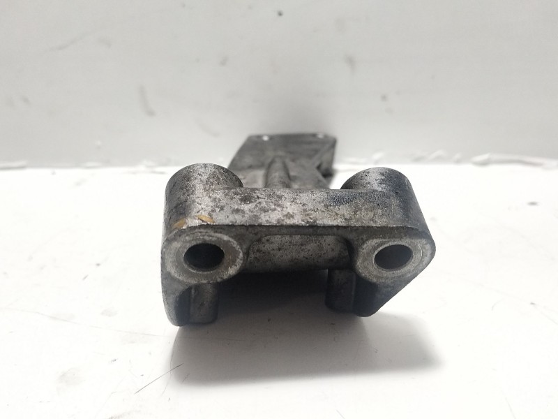 Recambio de soporte motor para mercedes-benz sprinter 02.00  caja abierta 2.2 cdi cat referencia OEM IAM A6110980829  