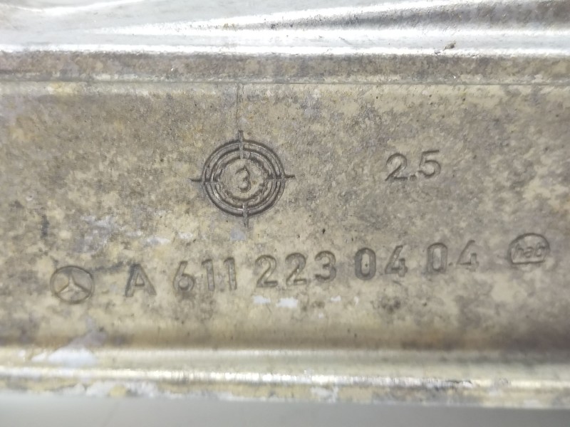 Recambio de soporte motor para mercedes-benz sprinter 02.00  caja cerrada 2.2 cdi cat referencia OEM IAM A6112230404  