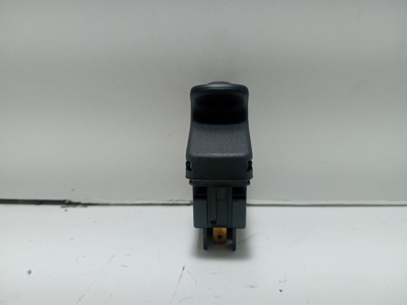 Recambio de mando elevalunas delantero izquierdo para volkswagen passat b7 (362) 1.6 tdi referencia OEM IAM 1K4959857  