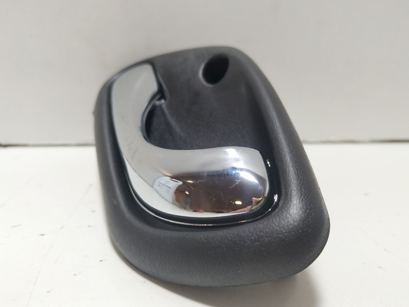 Recambio de maneta interior delantera izquierda para suzuki grand vitara 5 puertas sq (ft) 2.5 v6 referencia OEM IAM 8313076G01 