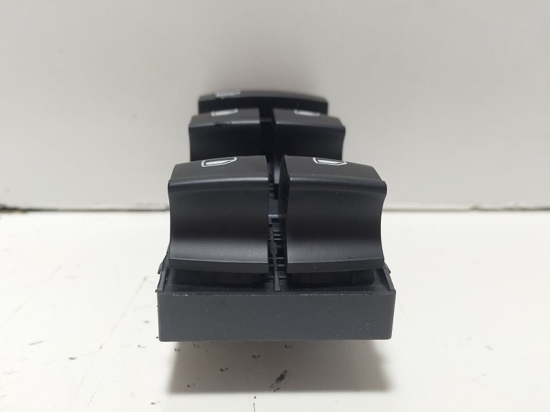 Recambio de mando elevalunas delantero izquierdo para audi a3 (8p) 2.0 tdi ambition referencia OEM IAM 4F0959851  