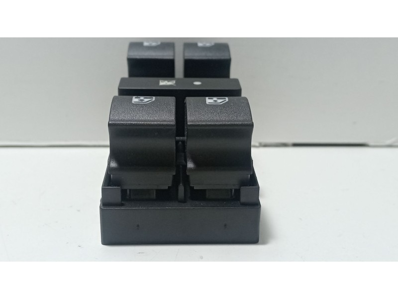 Recambio de mando elevalunas delantero izquierdo para fiat punto (188_) 1.3 jtd 16v referencia OEM IAM 735442332  