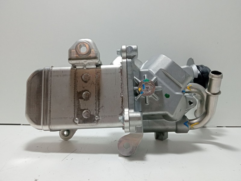 Recambio de enfriador egr para nissan navara np300 caja/chasis (d23) 2.3 dci 4x4 referencia OEM IAM 147350963R  