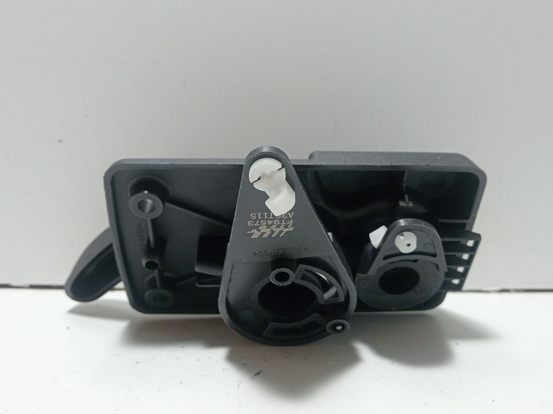 Recambio de maneta interior porton para renault master ii autobús (jd) 2.8 dti referencia OEM IAM FT94573  