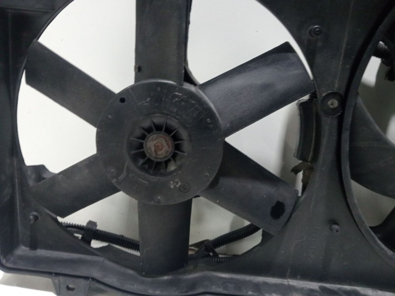 Recambio de electroventilador para peugeot boxer autobús (244, z_) 2.0 hdi referencia OEM IAM 8240123  