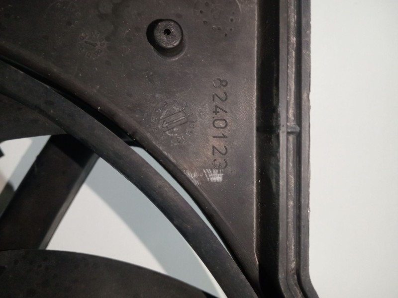 Recambio de electroventilador para peugeot boxer autobús (244, z_) 2.0 hdi referencia OEM IAM 8240123  