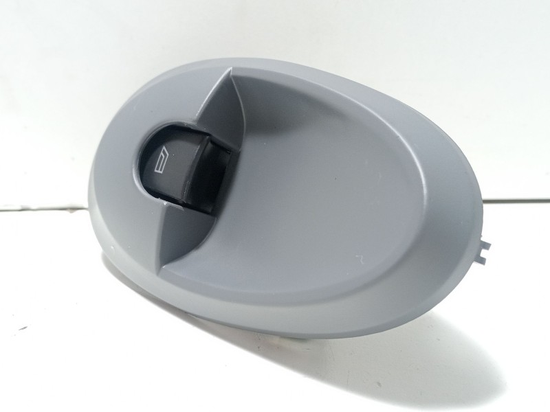 Recambio de mando elevalunas delantero derecho para iveco daily iii autobús 50 c 11 natural power (cng) referencia OEM IAM FT919