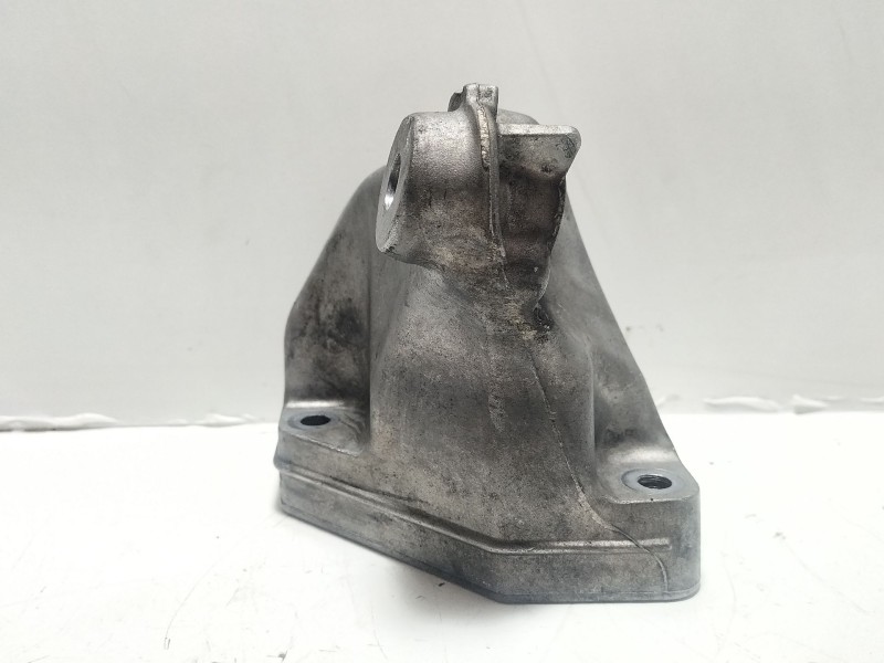 Recambio de soporte motor para mercedes-benz clase r (w251) 3.0 cdi cat referencia OEM IAM A6422230204  