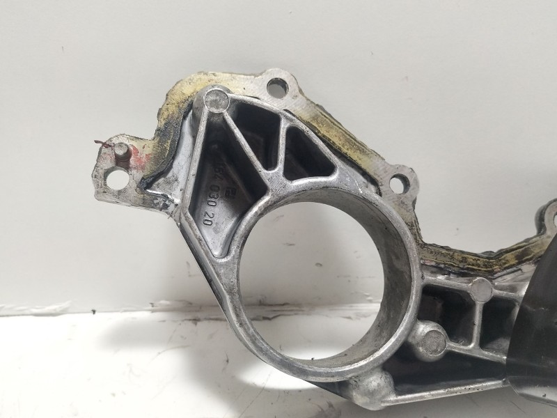 Recambio de tapa distribucion para mercedes-benz clase c (w203) c 270 cdi (203.016) referencia OEM IAM A6110160006  