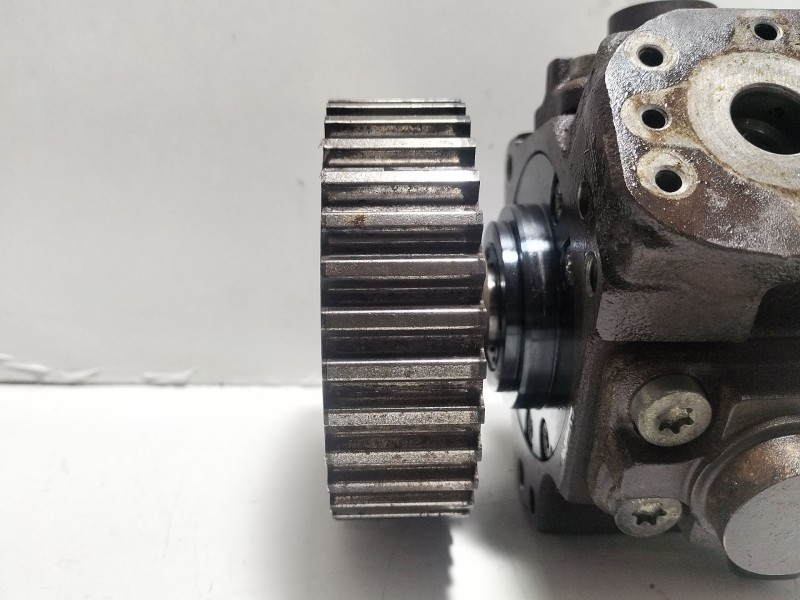 Recambio de bomba inyeccion para peugeot partner (s2) 1.6 16v hdi referencia OEM IAM 0445010102  