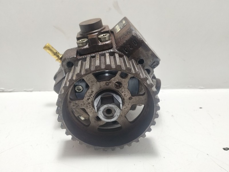 Recambio de bomba inyeccion para peugeot partner (s2) 1.6 16v hdi referencia OEM IAM 0445010102  