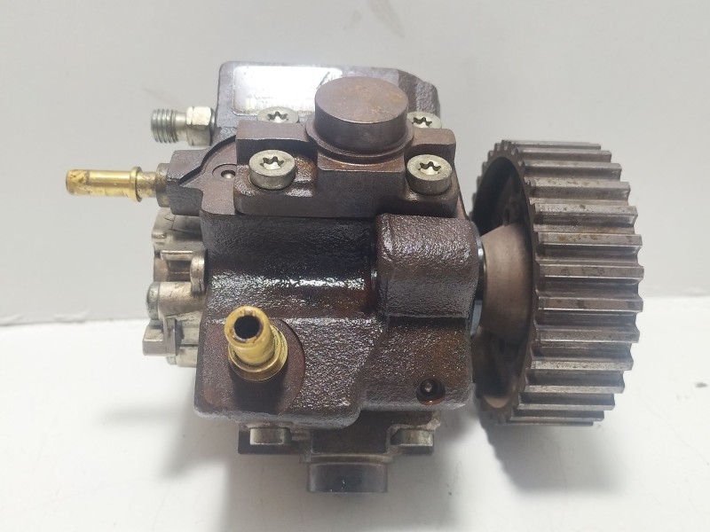 Recambio de bomba inyeccion para peugeot partner (s2) 1.6 16v hdi referencia OEM IAM 0445010102  