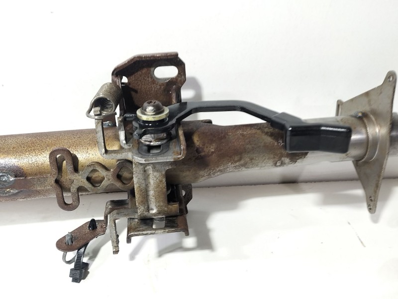 Recambio de columna direccion para nissan terrano ii (r20) 2.7 tdi 4wd referencia OEM IAM TERRANO II (R20) 2.7 TDi 4WD 1996 - 20