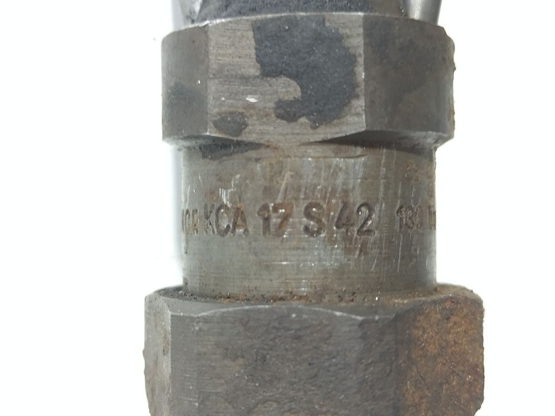 Recambio de inyector para nissan terrano ii (r20) 2.7 tdi 4wd referencia OEM IAM KCA17S42  