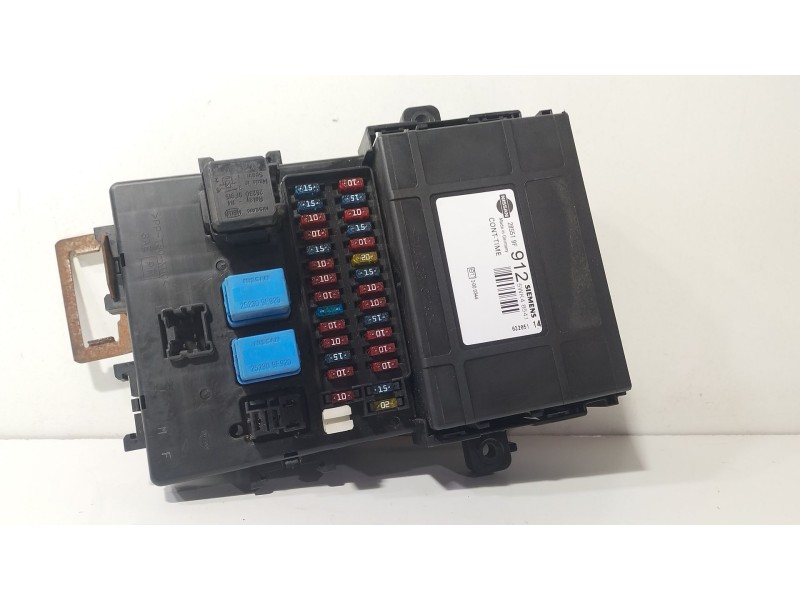 Recambio de caja reles / fusibles para nissan terrano ii (r20) 2.7 tdi 4wd referencia OEM IAM 285519F  