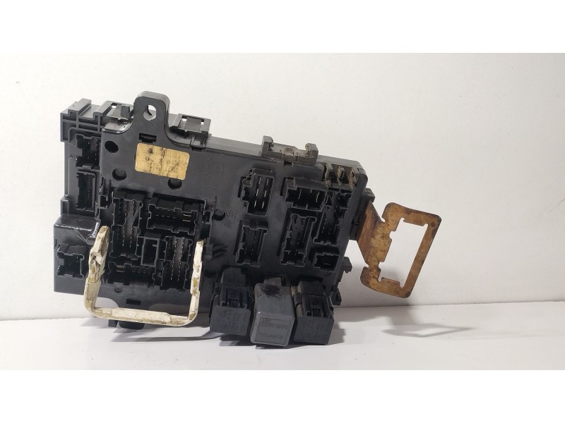 Recambio de caja reles / fusibles para nissan terrano ii (r20) 2.7 tdi 4wd referencia OEM IAM 285519F  