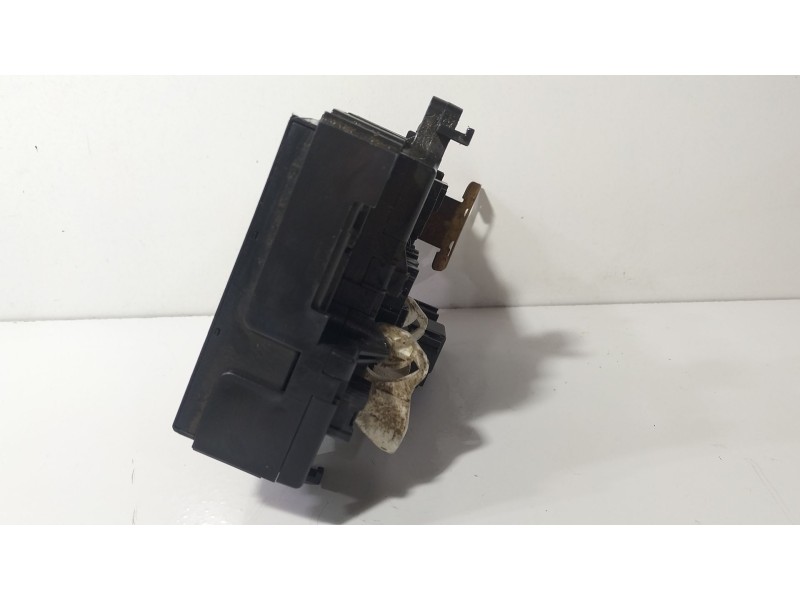 Recambio de caja reles / fusibles para nissan terrano ii (r20) 2.7 tdi 4wd referencia OEM IAM 285519F  